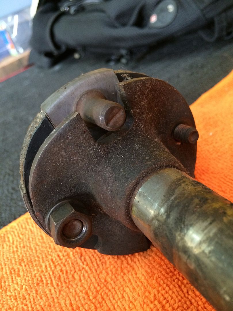 Steering wheel upside down. Really??? Team Camaro Tech